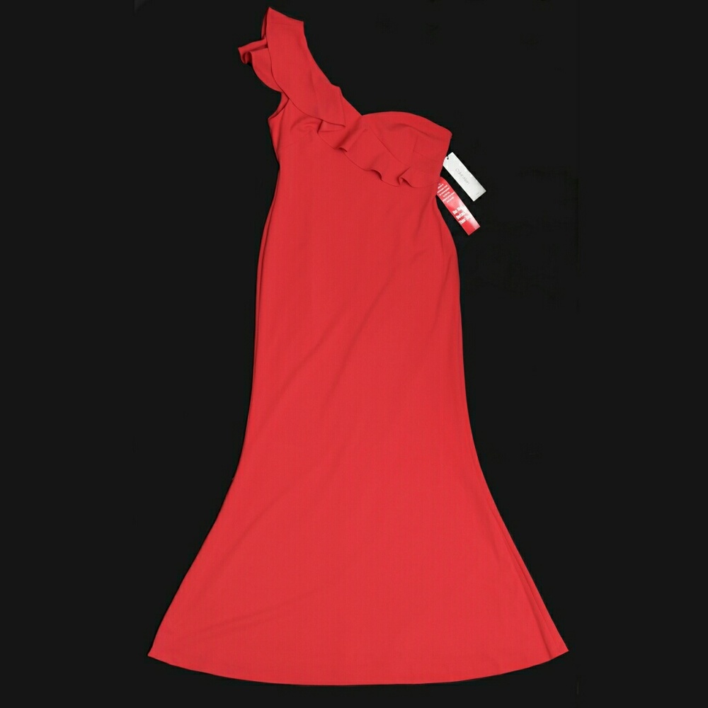 One sleeve dress